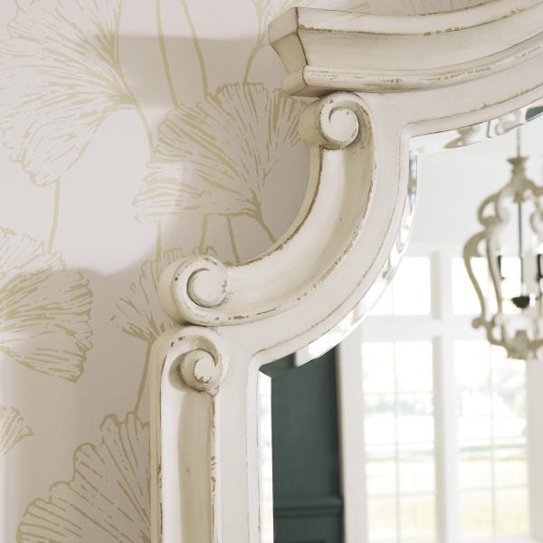 Realyn ogledalo za spavaću sobu