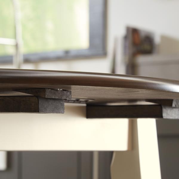 Woodanville okrugli trpezarijski stol