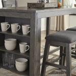 Caitbrook trpezarijski stol