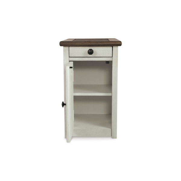 Bolanburg bočni stolić