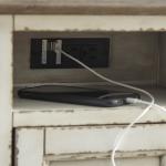 Realyn bočni stolić