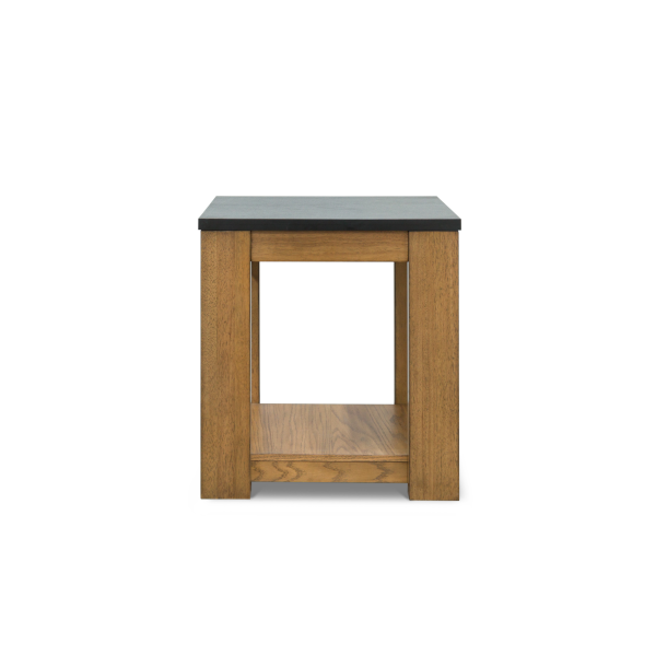 Quentina pomoćni stolić